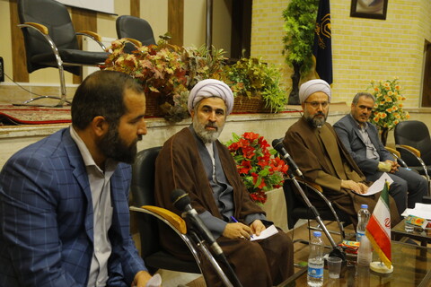 نشست جمعی از پژوهشگران حوزوی با معاون پژوهش حوزه‌های علمیه