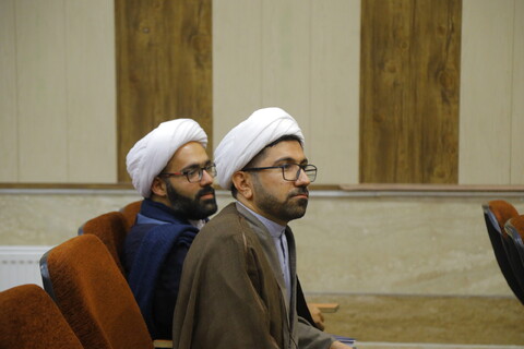 نشست جمعی از پژوهشگران حوزوی با معاون پژوهش حوزه‌های علمیه