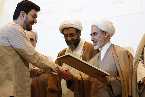 تصاویر/ اختتامیه چهاردهمین جشنواره علامه حلی