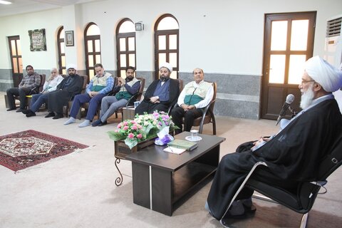 دیدار کانون خدمت رضوی  منطقه جنوب کشور با امام جمعه بوشهر