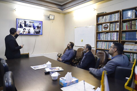 تصاویر/ بازدید رىیس مرکز رسانه آستان قدس رضوی از خبرگزاری حوزه