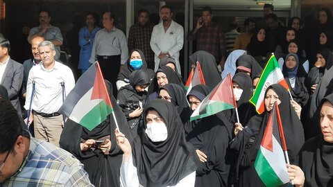 تصاویر/ تجمع کادر درمان کاشان در حمایت از مردم مظلوم غزه