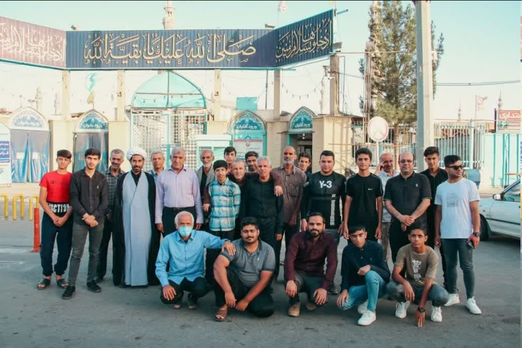 امام محلهای که کشاورز است