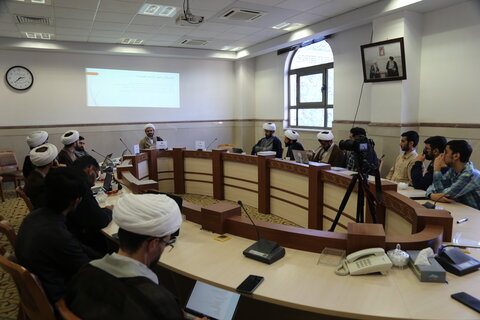 نشست های علمی هسته های حل مسئله