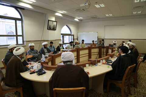 نشست های علمی هسته های حل مسئله