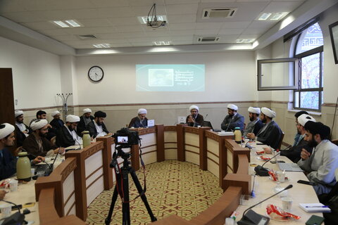 نشست های علمی هسته های حل مسئله