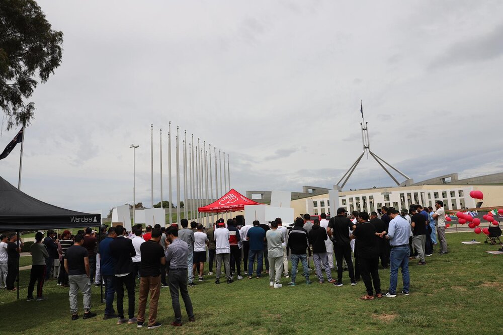 آسٹریلیا کی پارلیمنٹ کے سامنے پاراچنار میں جاری نسل کشی کے خلاف احتجاج