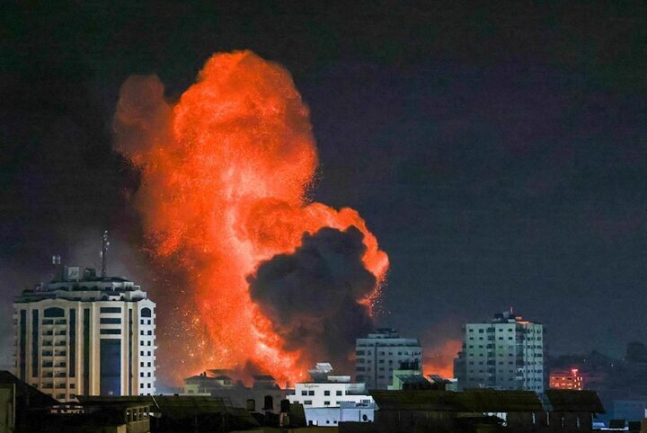 গাজায় ইসরাইলের বর্বর হামলা অব্যাহত, আরও ৩১ ফিলিস্তিনি শহীদ গাজায় ইসরাইলের বর্বর হামলা অব্যাহত, আরও ৩১ ফিলিস্তিনি শহীদ