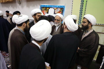 فیلم | نشست صمیمی قائم مقام مدیر حوزه‌های علمیه در قم با جمعی از طلاب