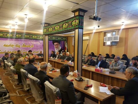 تصاویر/ جلسه ستاد بازسازی عتبات عالیات شهرستان ماکو