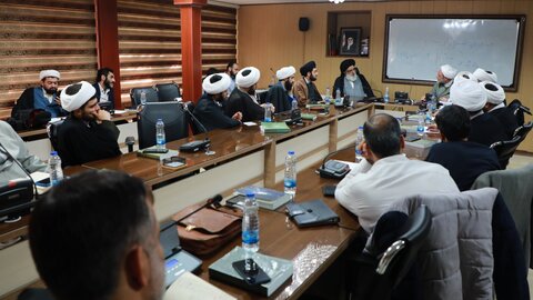 همایش تربیت مدرس کتاب «طرح کلی اندیشه اسلامی در قرآن» در البرز برگزار شد