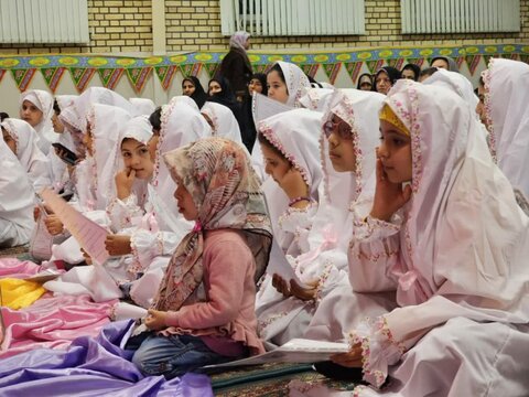 تصاویر/ مراسم جشن تکلیف دختران کارکنان انتظامی کردستان با حضور حجت الاسلام والمسلمین پورذهبی