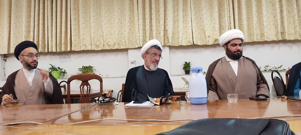 موضوعات پایان نامههای دانش آموختگان فلسفه اسلامی مرکز تخصصی امیرالمومنین(ع) تعیین شد