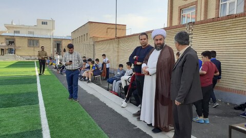 تصاویر/ دیدار صمیمی امام جمعه ترکمنچای  با دانش آموزان این شهرستان