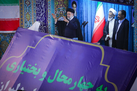 تصاویر/ حضور رئیس جمهور در اجتماع پرشور مردم شهرستان شهرکرد