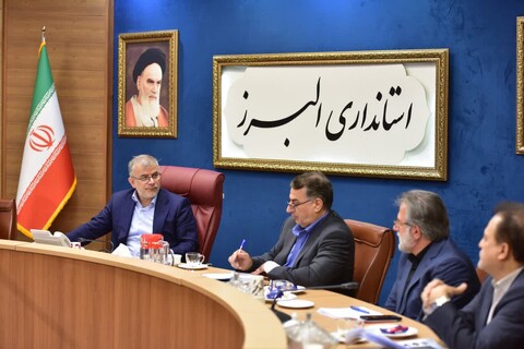 جلسه بررسی روند احداث زائر سرای استان البرز در مشهد مقدس