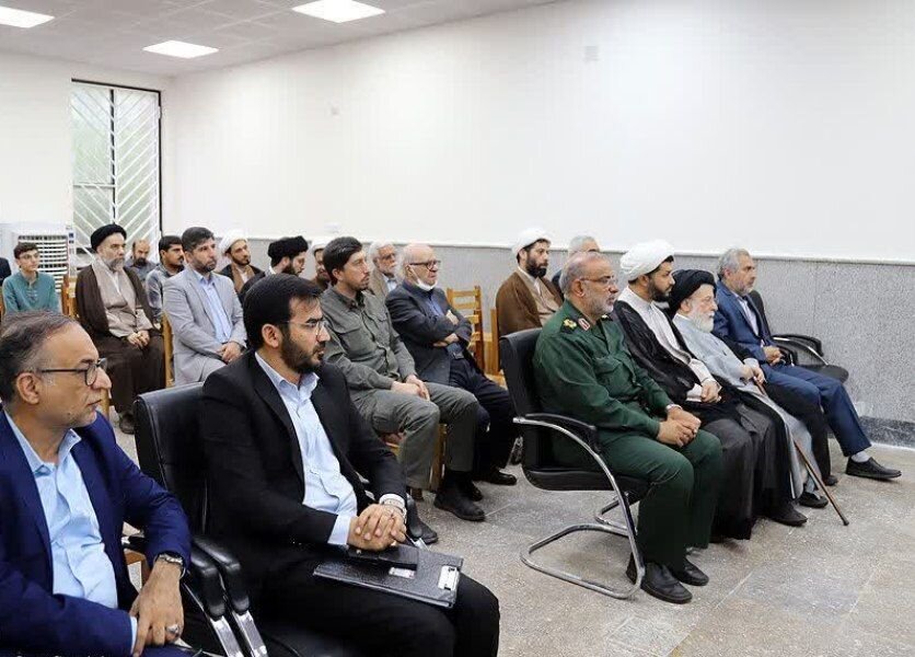 آثار جدید تألیفی آیت الله شفیعی رونمایی شد + عکس