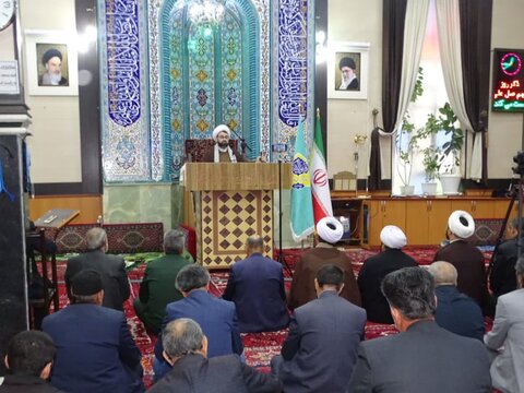 تصاویر/ نماز جمعه این هفته شهرستان چهاربرج به روایت تصویر