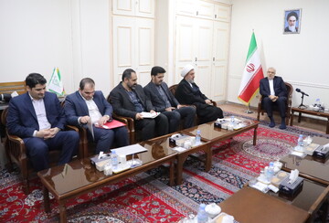 تصاویر/ دیدار وزیر نفت با آیت الله حسینی بوشهری