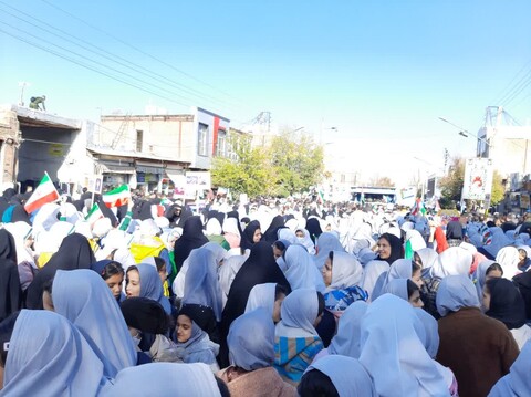 تجمع و راهپیمایی طلاب حوزه علمیه خواهران و برادران شهرستان مرند در حمایت از کودکان مظلوم غزه