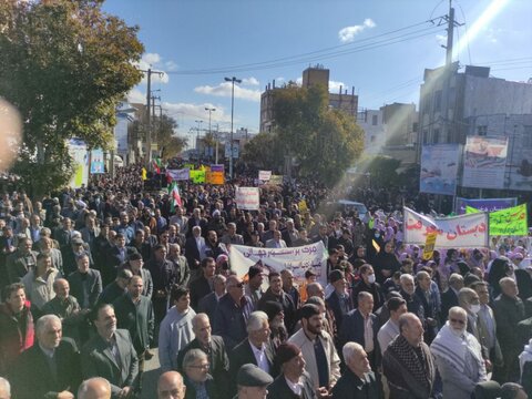 تصاویر/ راهپیمایی مردم شهرستان‌های سقز و قروه در محکومیت جنایات صهیونیست ها