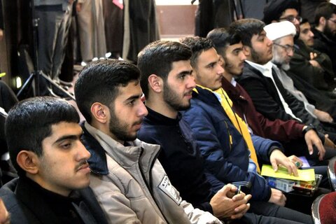 تصاویر/ اردوی علمی یک روزه طلاب و اساتید حوزه علمیه خوی به شهر تبریز