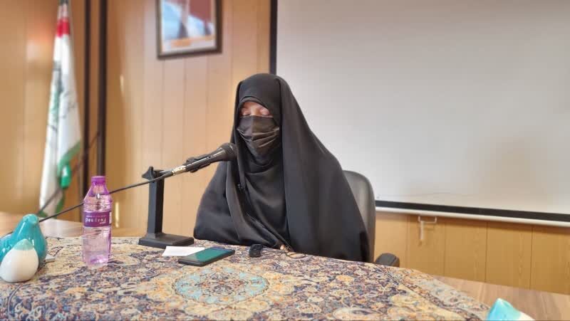 لزوم تعامل بیشتر حوزه علمیه خواهران با معاونت زنان و خانواده