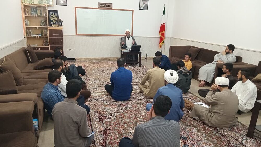 برگزاری دومین جلسه کارگاه مهارت‌های ترک گناه در مدرسه علمیه علی بن ابی طالب(ع) اهواز