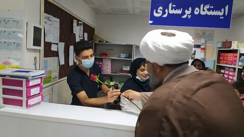 تصاویر/ تجلیل از پرستاران بیمارستان حضرت فاطمه زهرا (س) حاجی‌آباد
