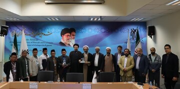 تاکید بر همکاری پژوهشگاه حوزه و دانشگاه و دانشگاه های اندونزی