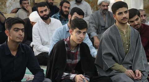 تصاویر/ درس اخلاق امام جمعه بوشهر در مدرسه امام خمینی(ره)