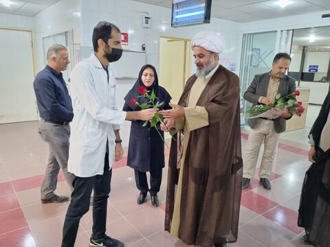 تصاویر/ تجلیل امام جمعه پارسیان از پرستاران