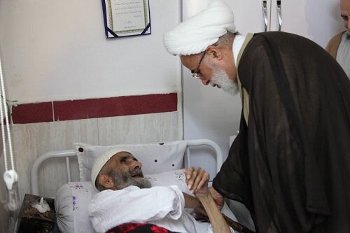 عیادت امام جمعه کرمانشاه از روحانیون پیشکسوت + عکس