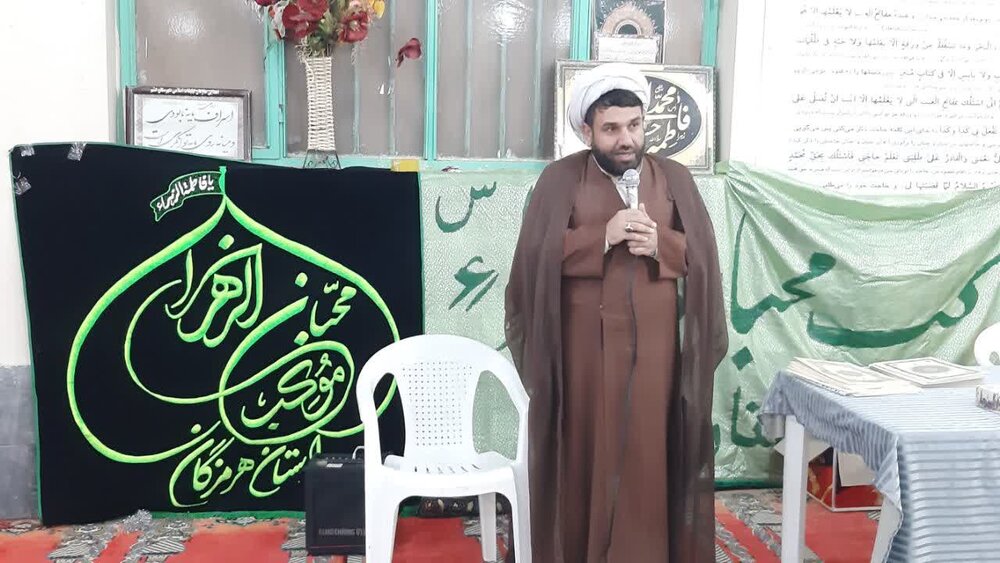 تجلیل از خادمان موکب محبان الزهرا (س) قشم + عکس