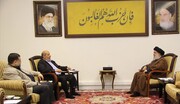 السيد نصرالله یستقبل وفدا من حركة حماس