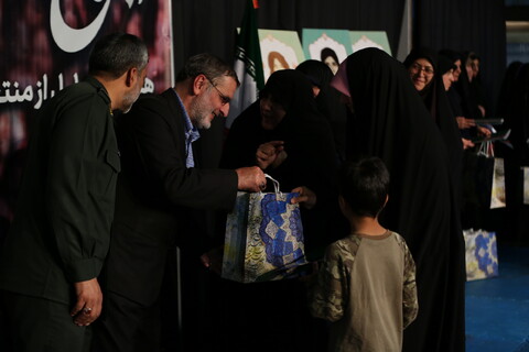 اجتماع دختران حاج قاسم در اصفهان