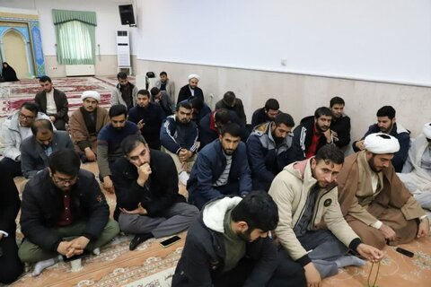 تصاویر/نشست مبلغین طرح امین مدارس کردستان با حجت الاسلام والمسلمین عبدالرضا پورذهبی
