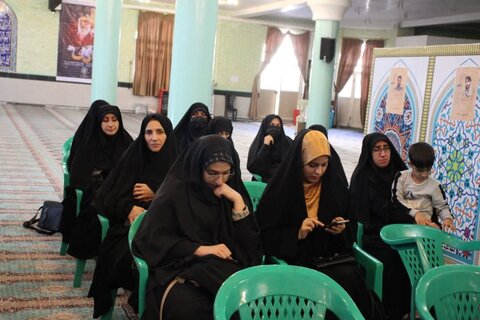 تصاویر/ مراسم گرامیداشت هفته بسیج در مدرسه علمیه تکاب
