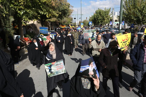 راهپیمایی نمازگزاران اصفهانی در حمایت از مردم غزه