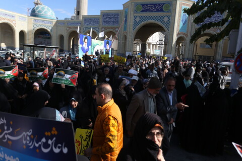 راهپیمایی نمازگزاران اصفهانی در حمایت از مردم غزه