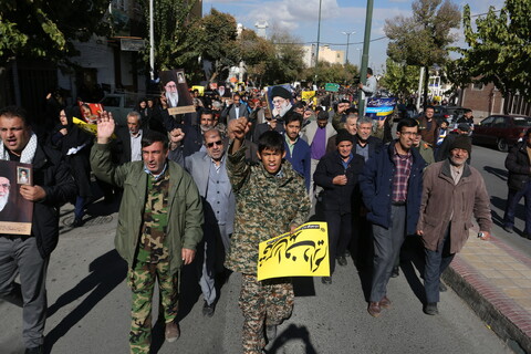 راهپیمایی نمازگزاران اصفهانی در حمایت از مردم غزه