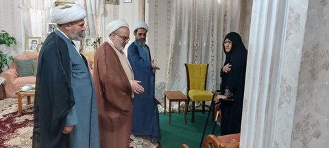 تصاویر/ دیدار مسئولان حوزه مدیریت حوزه‌های علمیه و مرکز امور طلاب و دانش آموختگان با خانواده شهدای روحانی