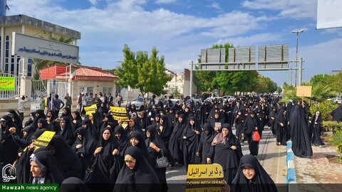 بالصور/ تنظيم مسيرة تحت عنوان "بداية لنهاية الكيان الصهيوني" في بوشهر جنوبي إيران