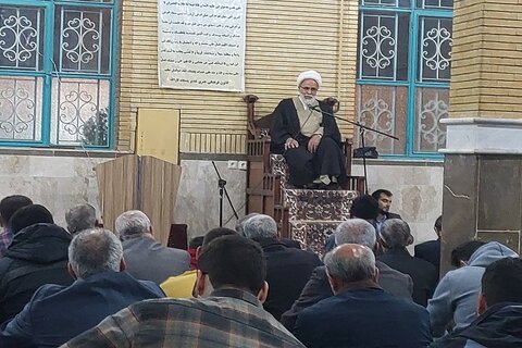 تصاویر/ حضور نماینده ولی فقیه در استان کرمانشاه، در مسجد «ثارالله» شهرک ظفر