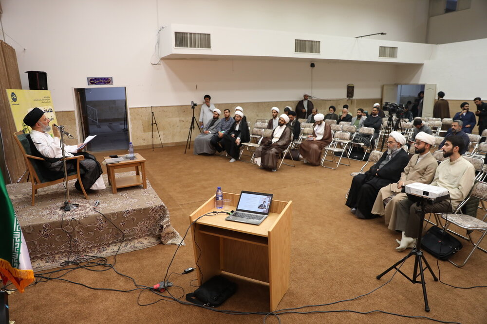 گزارشی از نشست «علامه امینی و الغدیر نوآوریها و دستاوردها»