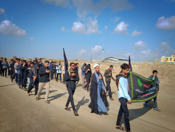 تصاویر / دسته عزاداری طلاب مدرسه علمیه حضرت امیرالمومنین(ع) سندرک