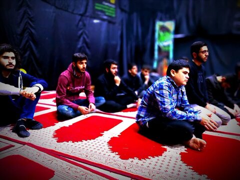 بالصور/ إقامة مجالس عزاء بمناسبة شهادة الصديقة الكبرى فاطمة الزهراء صلوات الله عليها في مدن إيران