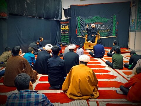 بالصور/ إقامة مجالس عزاء بمناسبة شهادة الصديقة الكبرى فاطمة الزهراء صلوات الله عليها في مدن إيران