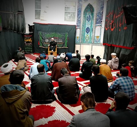 بالصور/ إقامة مجالس عزاء بمناسبة شهادة الصديقة الكبرى فاطمة الزهراء صلوات الله عليها في مدن إيران