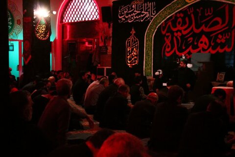 تصاویر/ مراسم سوگواری ایام فاطمیه در مسجد بقیه الله ارومیه